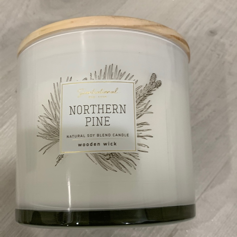Sensational northern pine candle